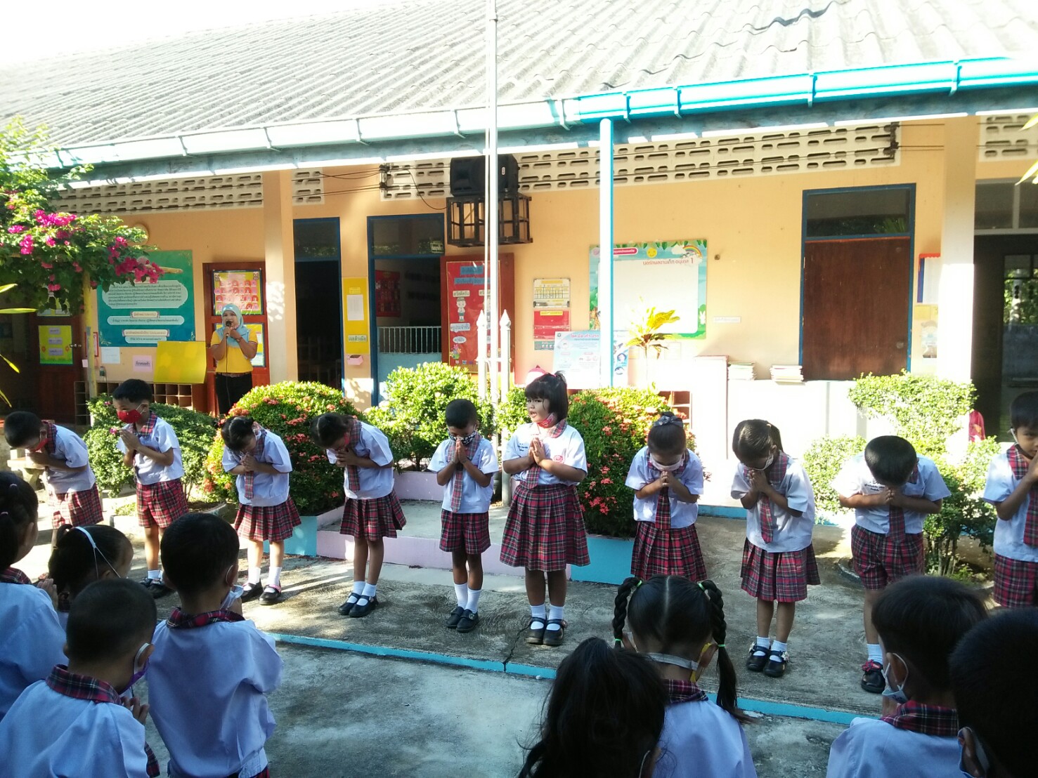 image15
